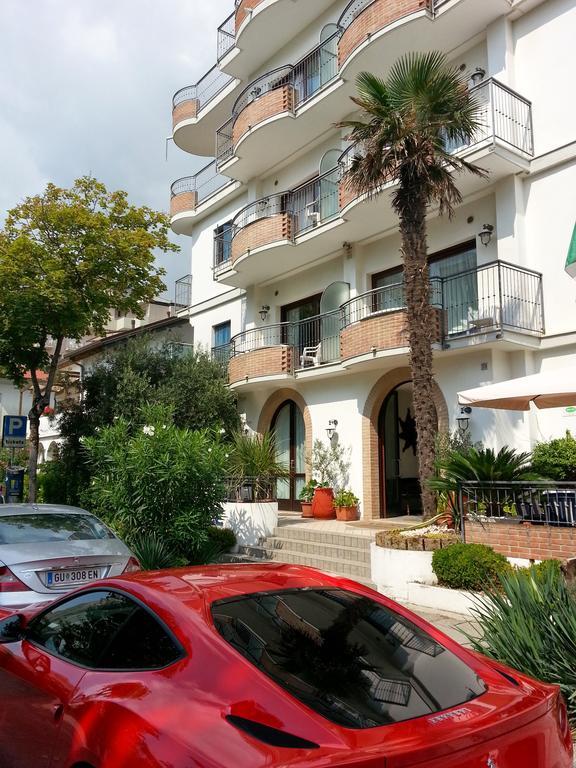Ilios Residence Лидо ди Йезоло Екстериор снимка